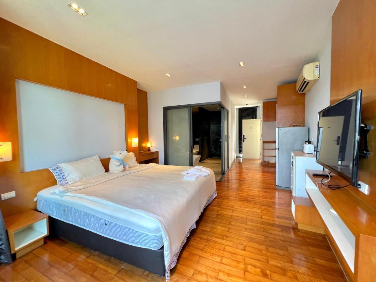 Icon Park Phuket Condo Kültér fotó