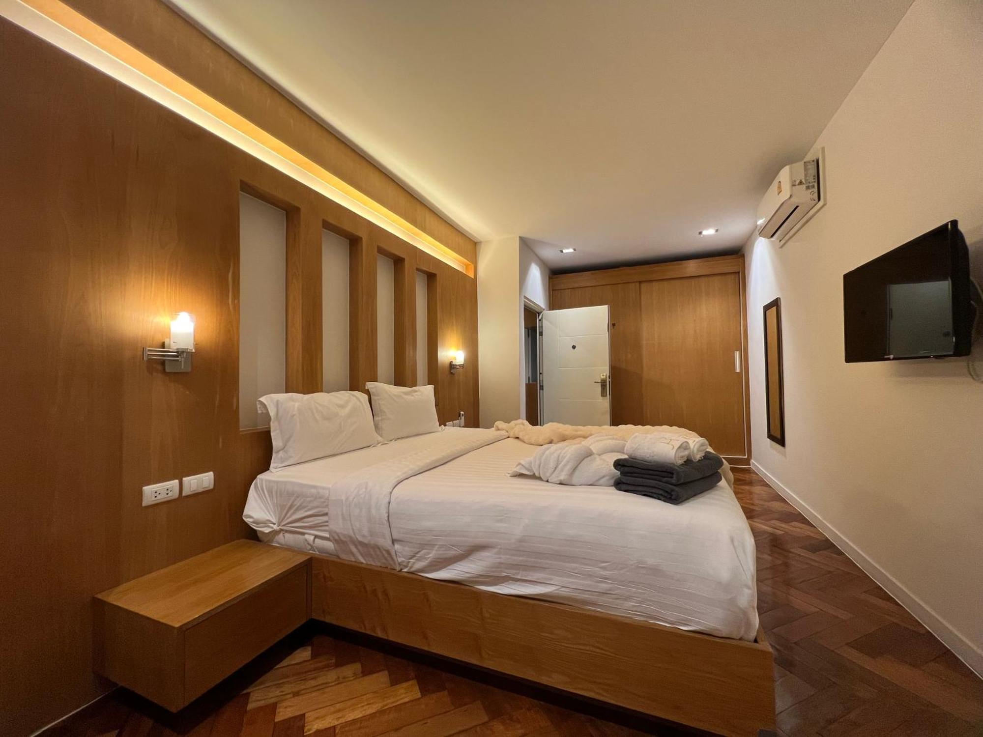 Icon Park Phuket Condo Kültér fotó